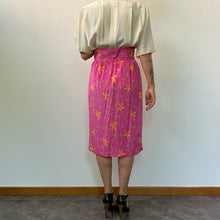 Load image into Gallery viewer, Gonna Escada by Margaretha Ley in seta rosa big babol 90s