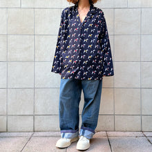 Load image into Gallery viewer, Camicia Fila blu stampa cani 90s