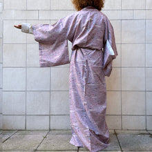 Load image into Gallery viewer, kimono seta rosa lavanda 70s