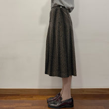 Load image into Gallery viewer, Gonna sartoriale in velluto nera stampe fiori 80s