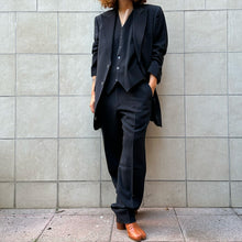 Load image into Gallery viewer, Completo nero a tre pezzi 90s