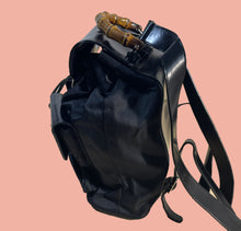 Load image into Gallery viewer, Zaino bamboo Gucci vintage,