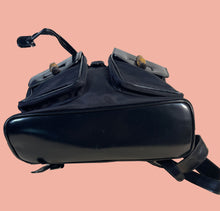 Load image into Gallery viewer, Zaino bamboo Gucci vintage,