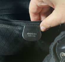 Load image into Gallery viewer, Zaino bamboo Gucci vintage,