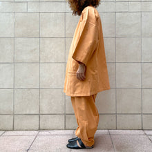 Load image into Gallery viewer, Hanbok Moderno di un tempio buddista