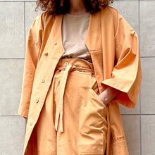 Load image into Gallery viewer, Hanbok Moderno di un tempio buddista