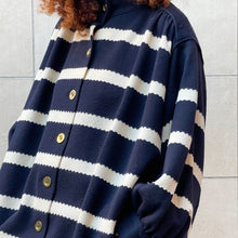Load image into Gallery viewer, Cardigan righe blu e bianco 80s