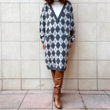 Load image into Gallery viewer, Maxi abito dolcevita  check grigio 90s