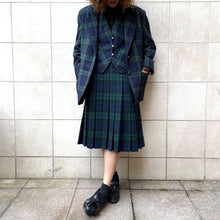 Load image into Gallery viewer, Completo giacca e gilet sartoriali rifiniti a mano check