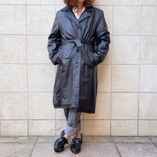 Load image into Gallery viewer, trench pelle nera 80s