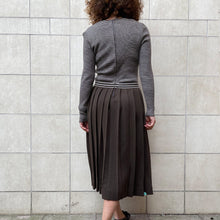 Load image into Gallery viewer, Vestito in maglina bianco/marrone primi 70s