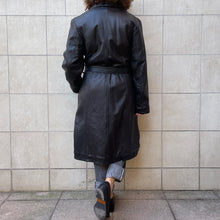 Load image into Gallery viewer, trench pelle nera 80s