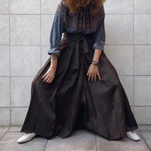 Load image into Gallery viewer, Hakama gonna tradizionale giapponese