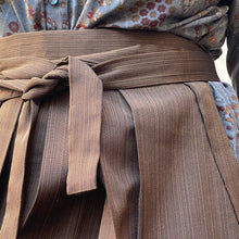 Load image into Gallery viewer, Hakama gonna tradizionale giapponese