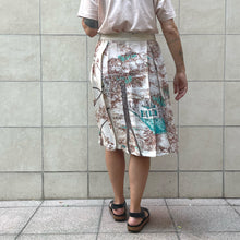 Load image into Gallery viewer, Gonna sartoriale bianca con stampe verdi e marroni 70s