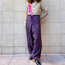 Load image into Gallery viewer, Jeogori giacca Hanbok sartoriale color nude con fiori sui toni del rosa