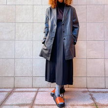 Load image into Gallery viewer, Blazer nero in pelle 90s