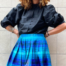 Load image into Gallery viewer, Camicia nera in seta 80s