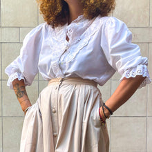 Load image into Gallery viewer, Camicia tirolese anni 80s