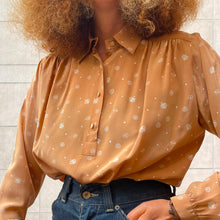 Load image into Gallery viewer, Camicia caramello 70s