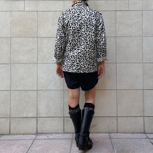 Load image into Gallery viewer, Giacca/camicia divisa stampa bianca nera vintage