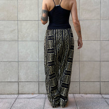 Load image into Gallery viewer, Pantalone sartoriale senegalese , con tessuto Sotiba Simpafric Dakar