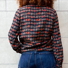 Load image into Gallery viewer, Camicia fauna flora nera 70s