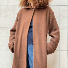 Load image into Gallery viewer, Maxi cardigan /cappotto Callaghan by Romeo Gigli marrone 80s
