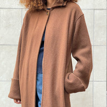 Load image into Gallery viewer, Maxi cardigan /cappotto Callaghan by Romeo Gigli marrone 80s