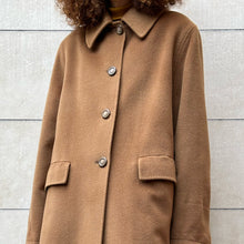 Load image into Gallery viewer, Cappotto Piacenza 1733 color cammello 90s