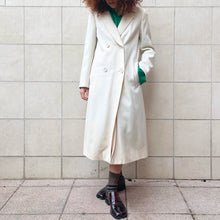 Load image into Gallery viewer, Trench sartoriale panna 70s