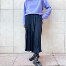 Load image into Gallery viewer, Gonna a pantaloni Cronaca nera
