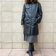 Load image into Gallery viewer, Trench pelle  nera 90s