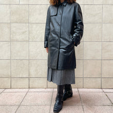Load image into Gallery viewer, Trench pelle  nera 90s