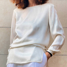 Load image into Gallery viewer, Blusa in seta bianca 90s