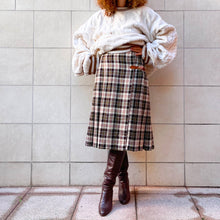 Load image into Gallery viewer, kilt check sartorial 70s