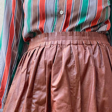 Load image into Gallery viewer, Gonna ecopelle Nina Ricci color mattone 2000s