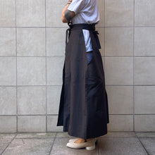 Load image into Gallery viewer, Hakama gonna tradizionale giapponese