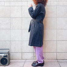 Load image into Gallery viewer, Trench Burberry in denim 2000s