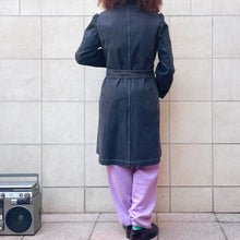 Load image into Gallery viewer, Trench Burberry in denim 2000s