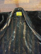 Load image into Gallery viewer, Ecopelliccia Fendi 80s