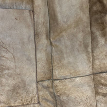 Load image into Gallery viewer, Cappotto sartoriale fur beige 2000s