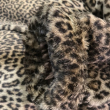 Load image into Gallery viewer, Fur for Fun animalier Moschino 80s
