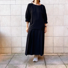 Load image into Gallery viewer, Vestito Barneys New York , nero in lana , sz 42 80s