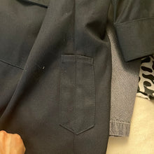 Load image into Gallery viewer, Camicia nera con toppe