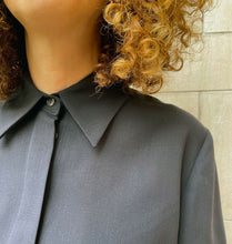 Load image into Gallery viewer, Completo camicia e gonna navy lana , tg 42