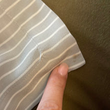 Load image into Gallery viewer, Camicia a righe grigia /bianca seta 90s