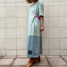 Load image into Gallery viewer, Mollami Dress Aloe/Avio con martingala fucsia