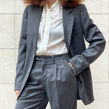 Load image into Gallery viewer, Completo gessato grigio in lana 80s