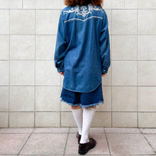 Load image into Gallery viewer, Camicia denim 80s